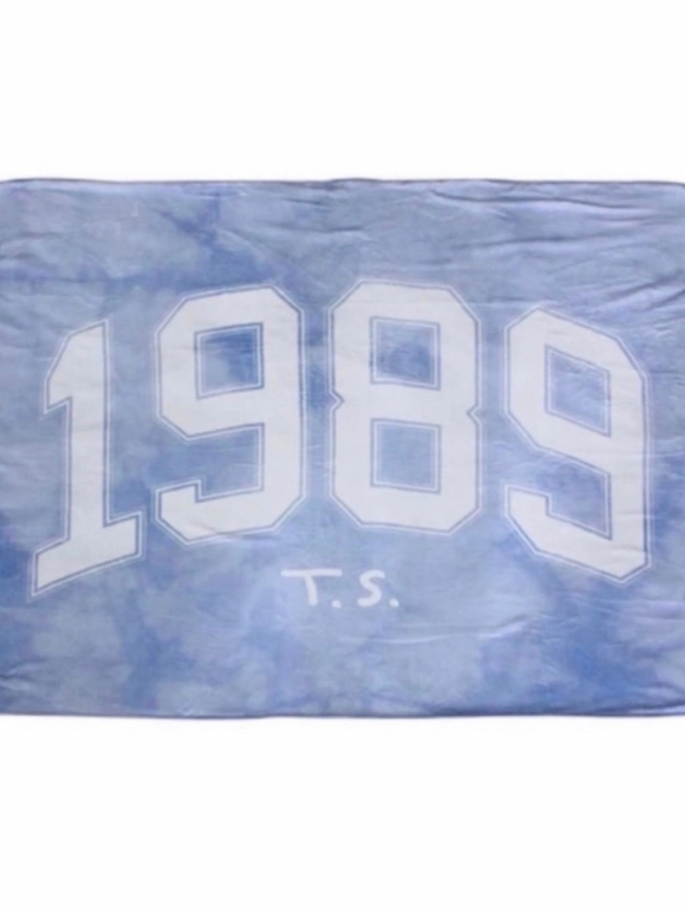 1989 T.S. Blue Tie-Dye Blanket